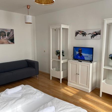 Peaceful Apartment For 4 เวียนนา ภายนอก รูปภาพ