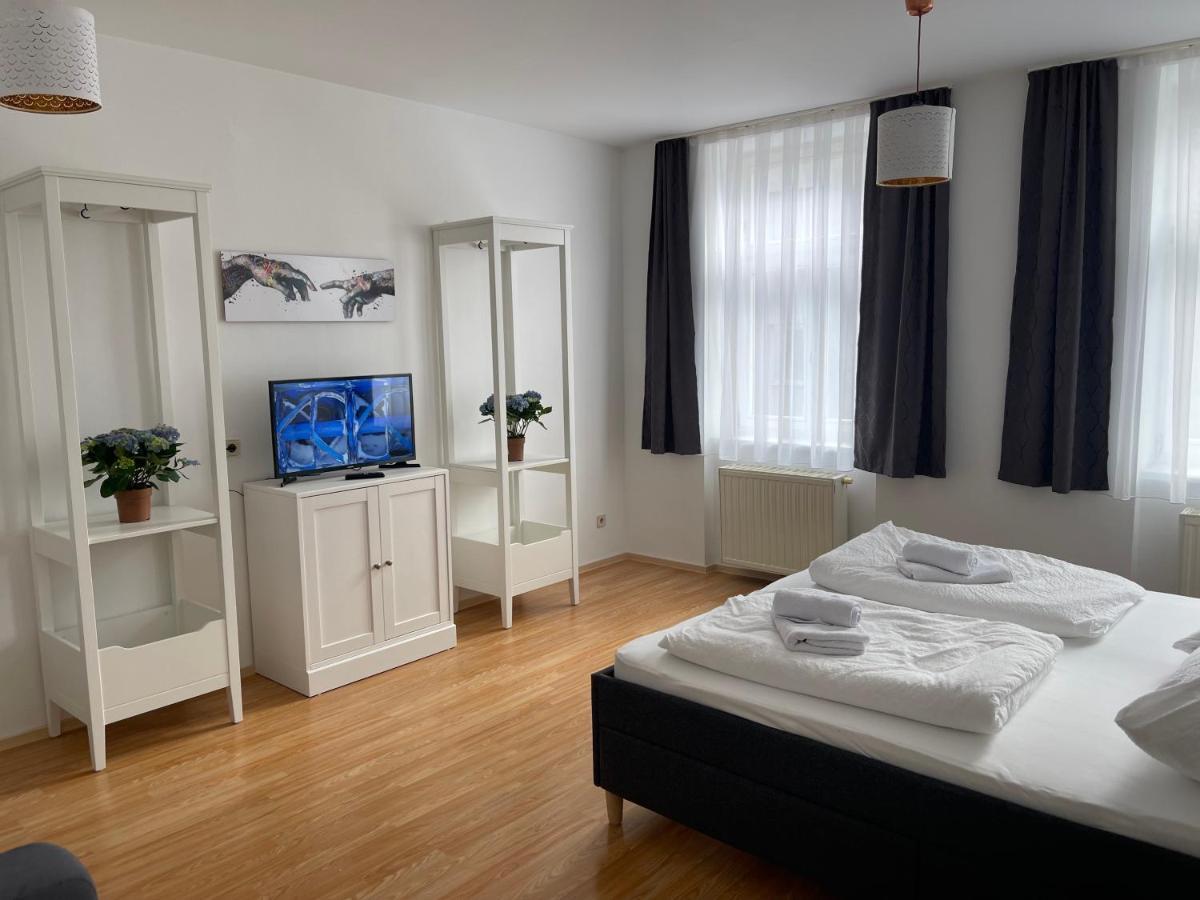 Peaceful Apartment For 4 เวียนนา ภายนอก รูปภาพ