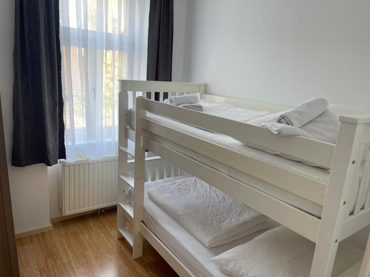 Peaceful Apartment For 4 เวียนนา ภายนอก รูปภาพ